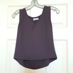 Woman's  Top